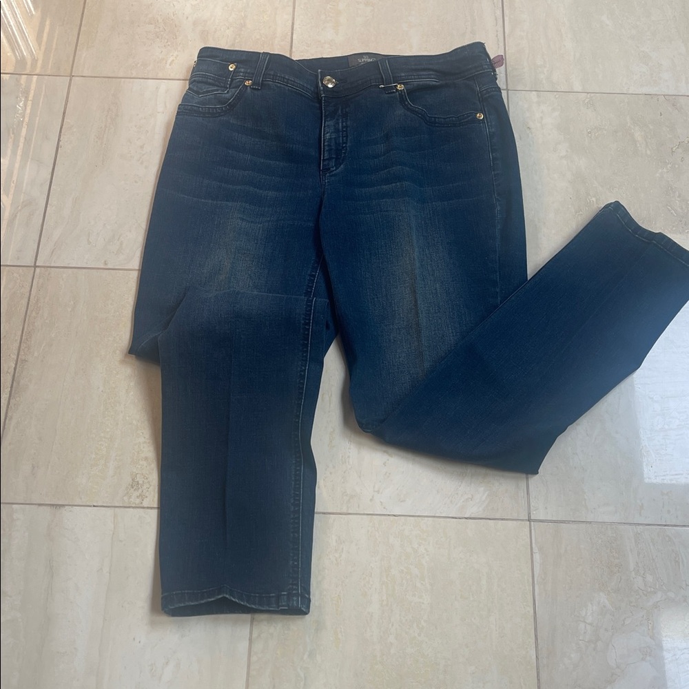 Chicos So Slimming, Ankle Length, Straight Leg Jeans